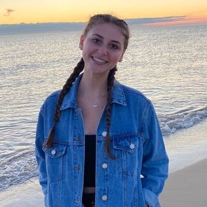 Meet your Posher, Bethany